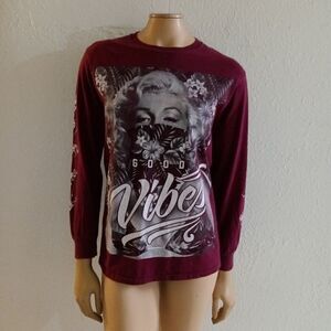 Popular poison Marilyn Monroe good vibes shirt